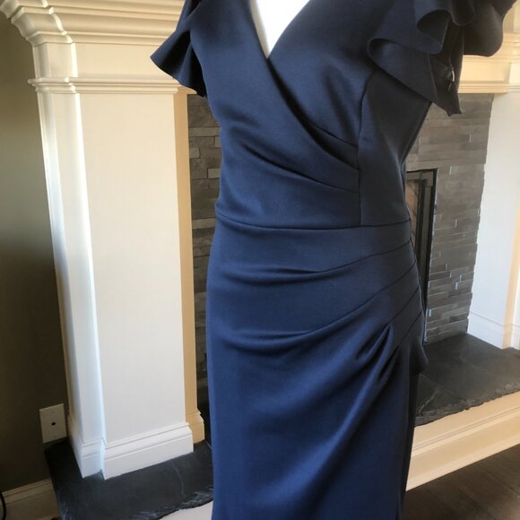 NWT XSCAPE Size 4 Pleated Ruffled Evening/Bridal Gown Midnight Blue - Picture 2 of 9